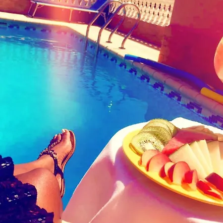 La Torreta Bed & Breakfast