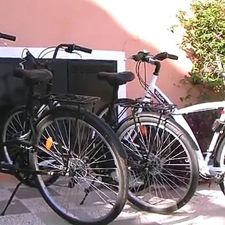 La Torreta Bed & Breakfast 4*
